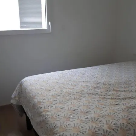 Vue Lac Apartment